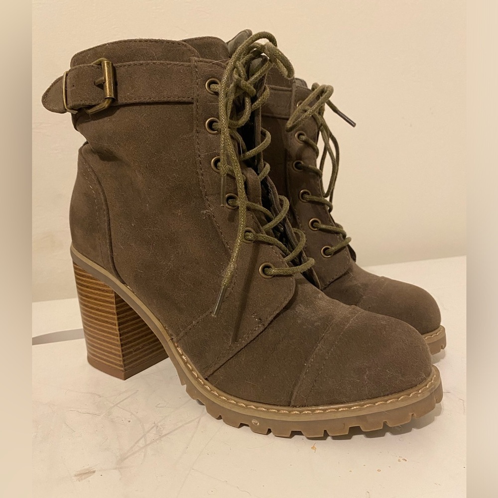 Heeled combat boots